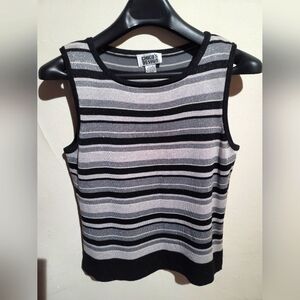 CHICOS TRAVELERS TOP